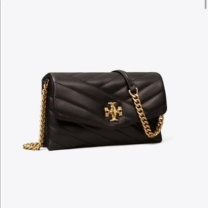 Tory Burch Kira Chevron Chain Wallet Black VGC